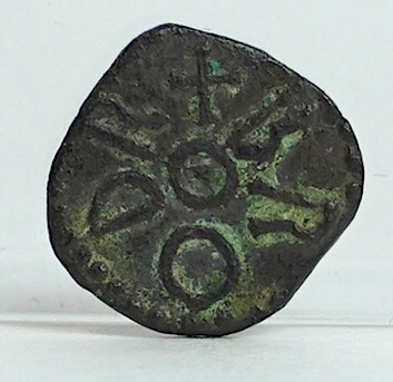 British hammered coins, Eanred, Anglo-Saxon Kingdom of Northumbria AE styca. AD 810-841, Phase IIc, Brother, +EANRD REX, rev. BRODR, central motif (5/1), 1.15g (Styca Supplement plate coin; SCBI 69, North 186; Spink 862